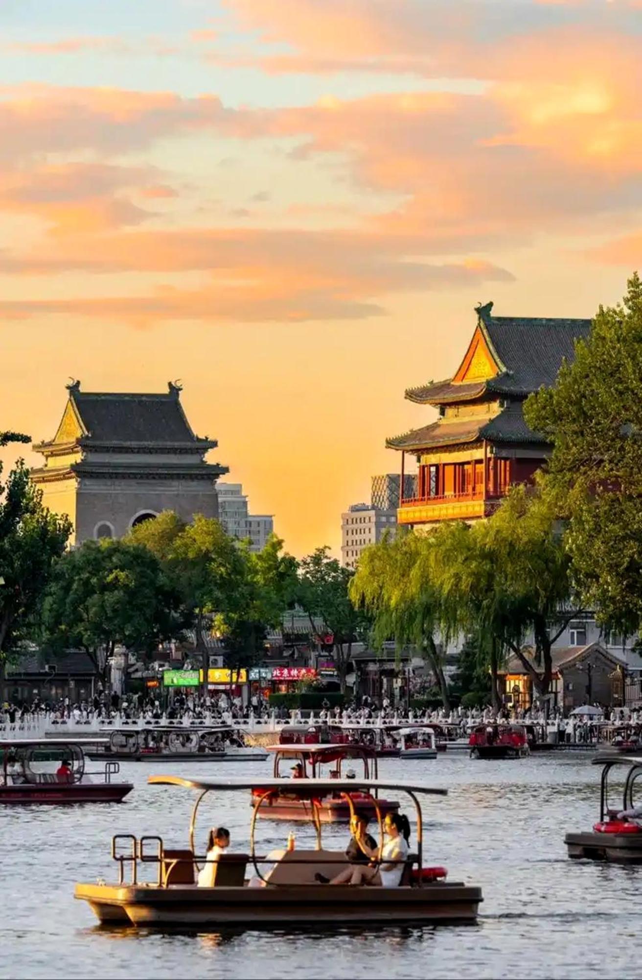 Hotel The East Hotel-very Close To The Drum Tower,the Temple,houhai Bar Street,and The Forbidden City,there Are Many Old Traditional Hutongs Around The ,experience The Culture Of Old Hutongs,near Exit A Of Shichahai On Metro Line Beijing
